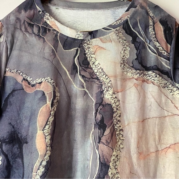Women’s Tunic Top Relaxed Tshirt Crew Neck Fashion Marble Print Size XL - 3XL - Picture 4 of 9
